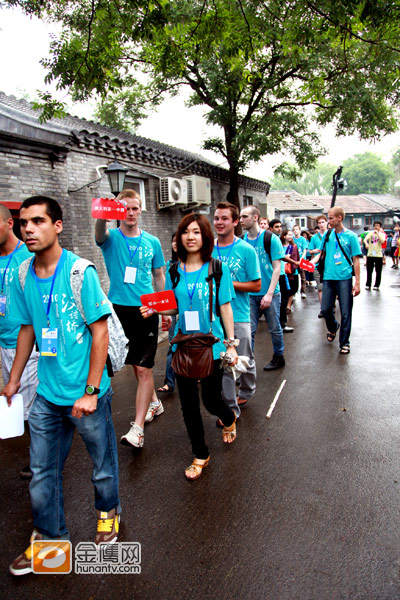Participants of Chinese Bridge contest