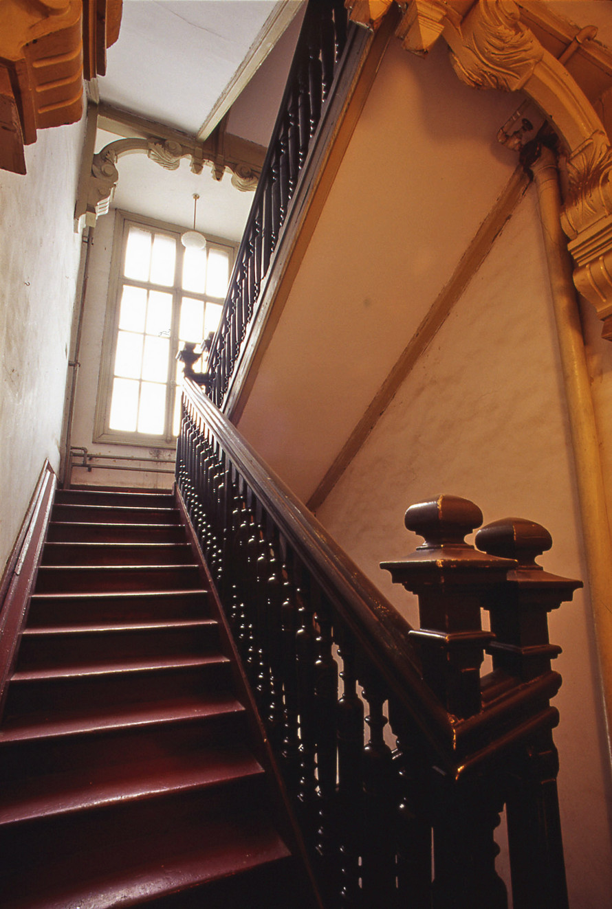 Former L'indo Bank of China