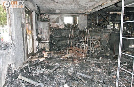男子充電玩Galaxy S4爆炸起火：房屋被嚴重燒毀