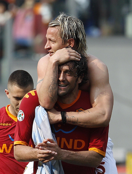 意甲：羅馬反超國(guó)米登頂 AC米蘭主場(chǎng)戰(zhàn)平