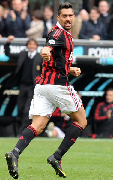 意甲：羅馬反超國米登頂 AC米蘭主場戰平