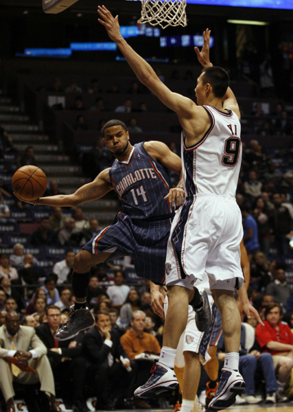 NBA：IZOD中心告別戰(zhàn) 籃網(wǎng)負山貓