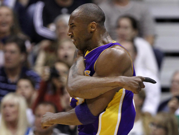 NBA：科比32分 湖人4:0橫掃爵士會(huì)師太陽