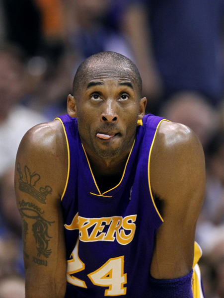 NBA：科比32分 湖人4:0橫掃爵士會(huì)師太陽(yáng)