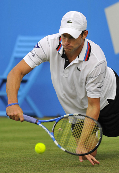 女王杯：穆雷攜羅迪克晉級 孟菲爾斯不敵舒特勒