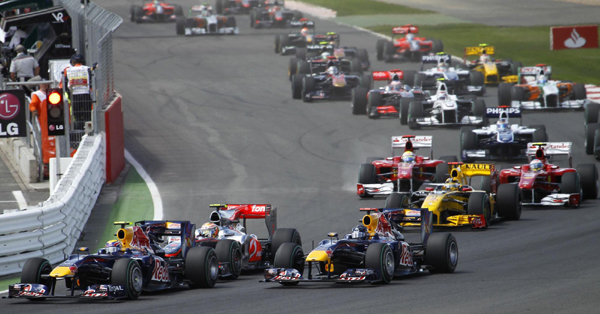 紅牛車隊(duì)車手韋伯奪得F1英國(guó)大獎(jiǎng)賽冠軍