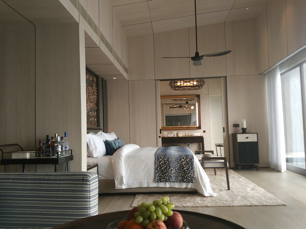 The majesty of dots in the sea