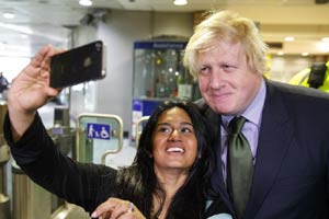 Crazy climbers take selfies to new heights