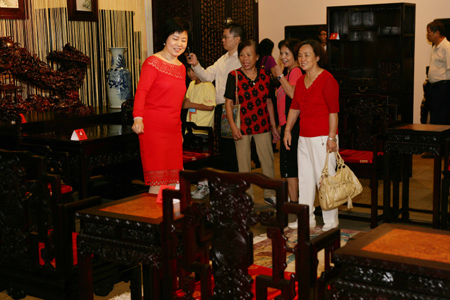 “紫檀的奧秘——中國紫檀博物館館藏珍品特展”在臺北隆重開幕